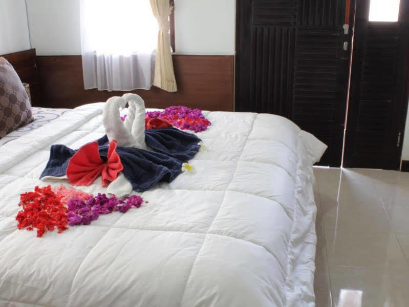 Dedy Hotel 2*